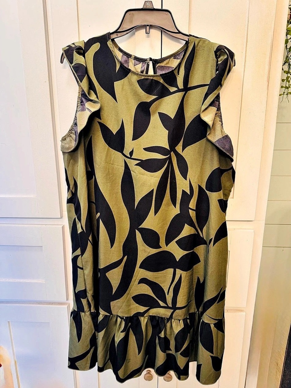 SHEIN Abstract Floral Dress Green & Black Size 1XL